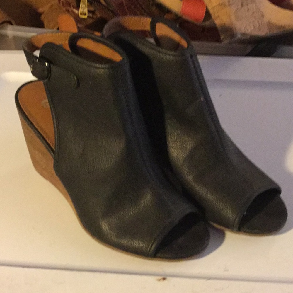 Lime Light wedge sandals